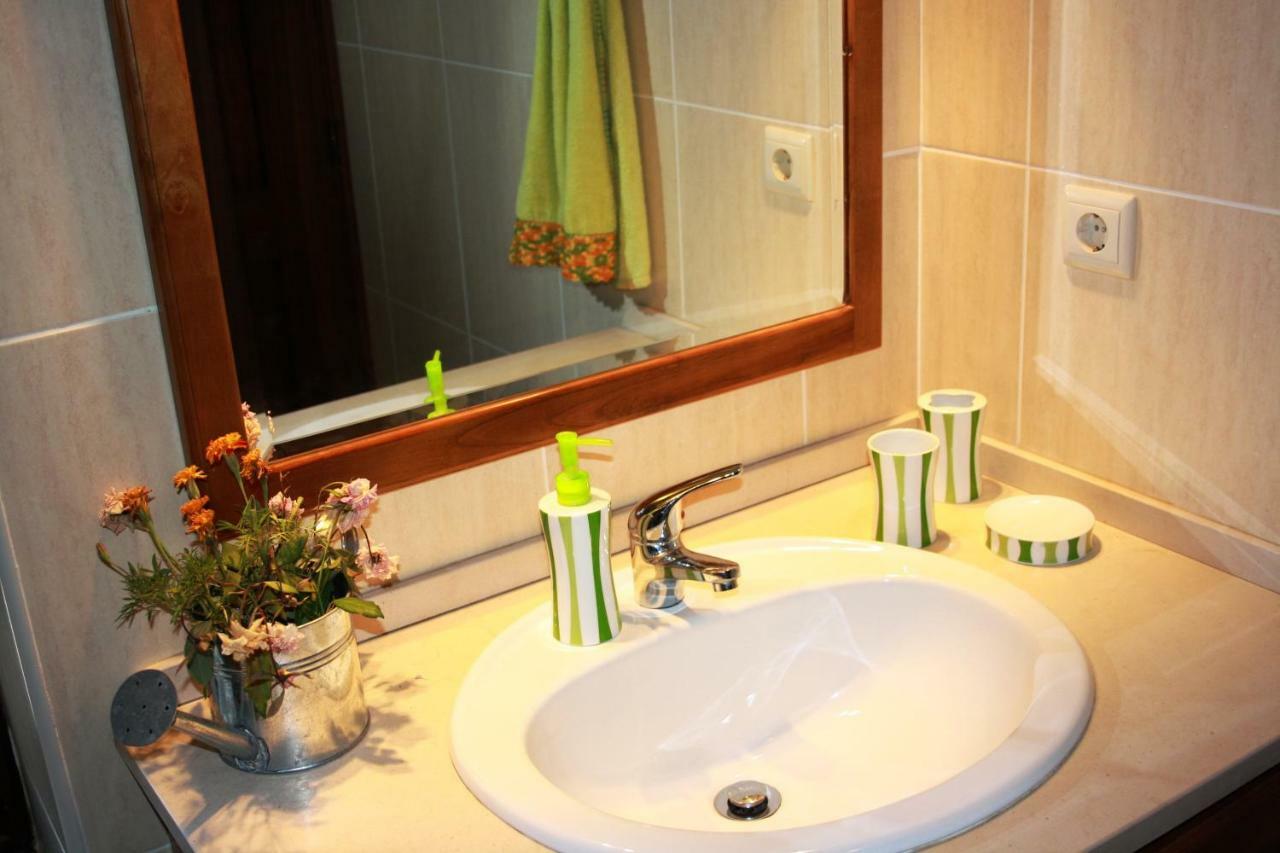 Casas De Pedra Hotel Proenca-a-Nova Luaran gambar