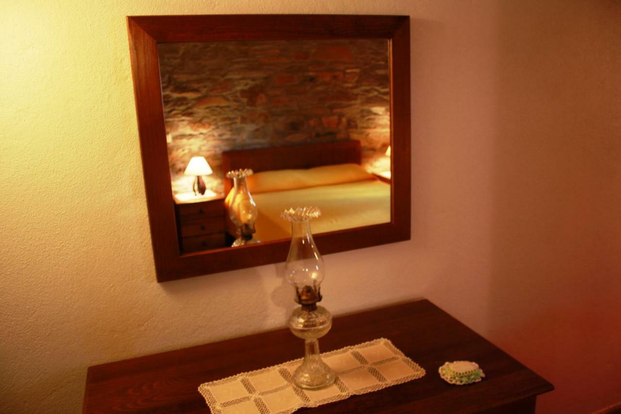 Casas De Pedra Hotel Proenca-a-Nova Luaran gambar