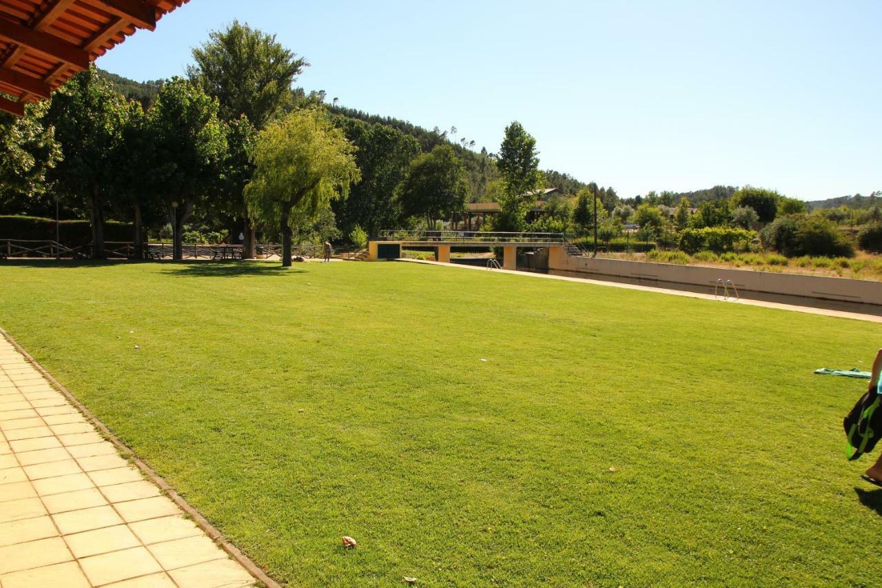 Casas De Pedra Hotel Proenca-a-Nova Luaran gambar
